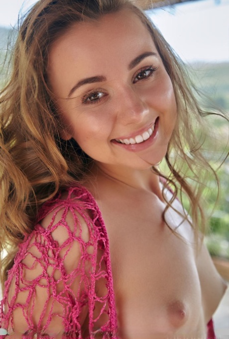 Adorable teen Linda Chase displays her bald pussy after lingerie removal 73547723